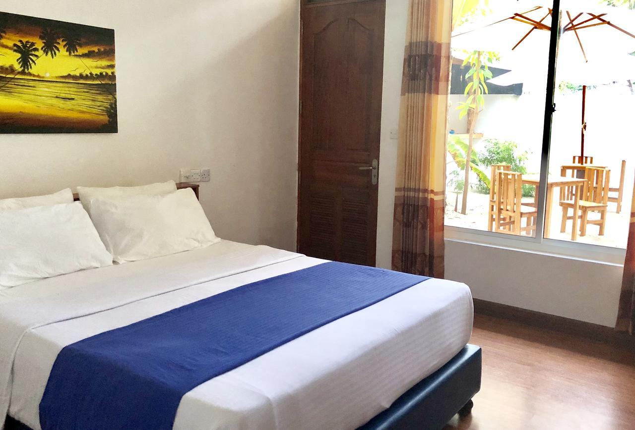 Holiday Mathiveri Inn מראה חיצוני תמונה