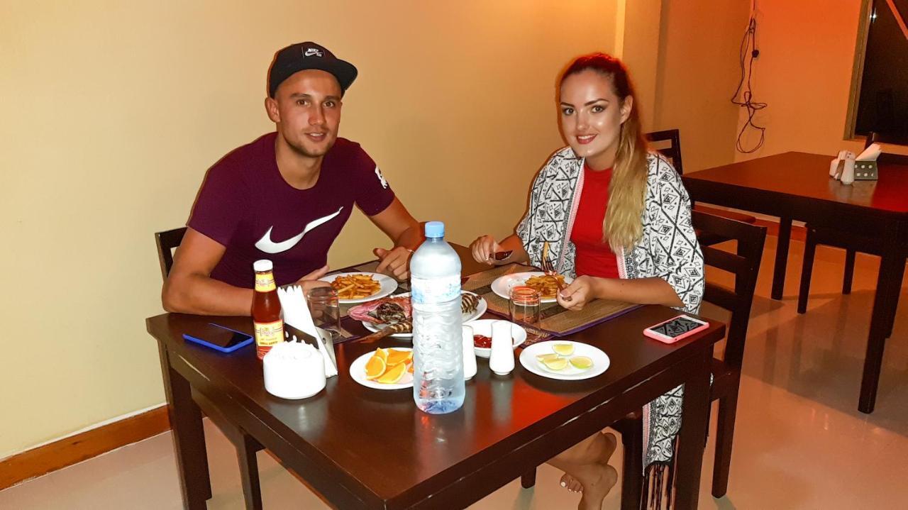 Holiday Mathiveri Inn מראה חיצוני תמונה
